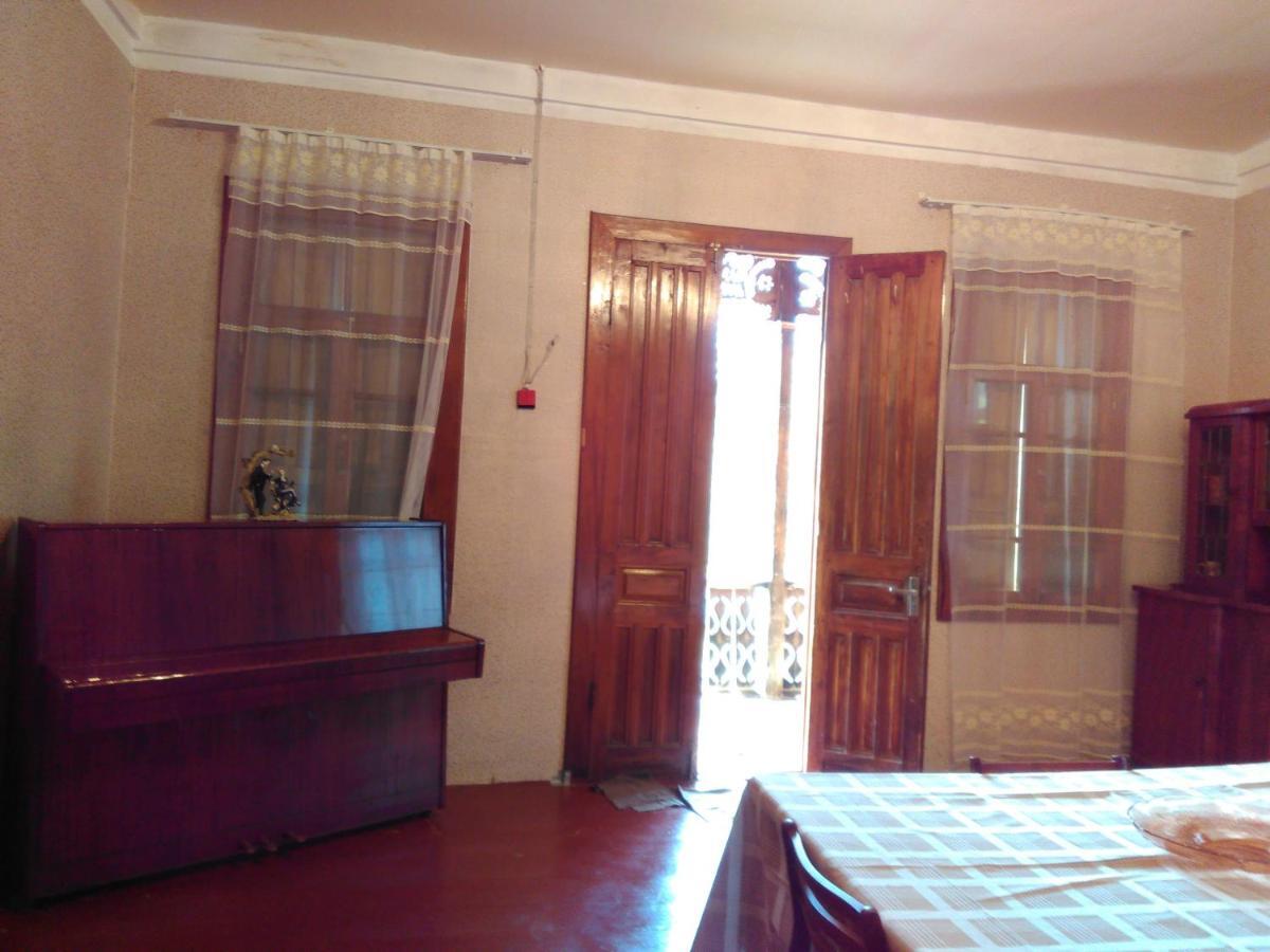 9 Plus - Orbeli Exterior foto